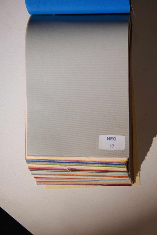 Рулонна штора Neo закритого типу Світло-сірий