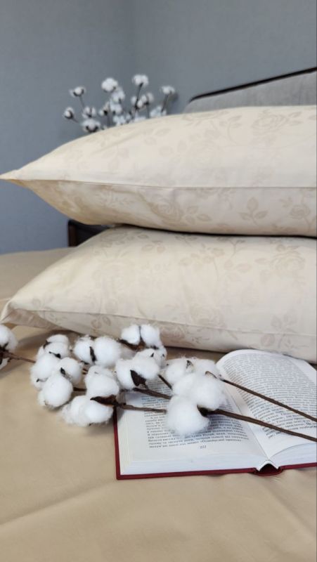 Сатин JACQUARD, ROSE BEIGE нав. 50*70см (Євро)