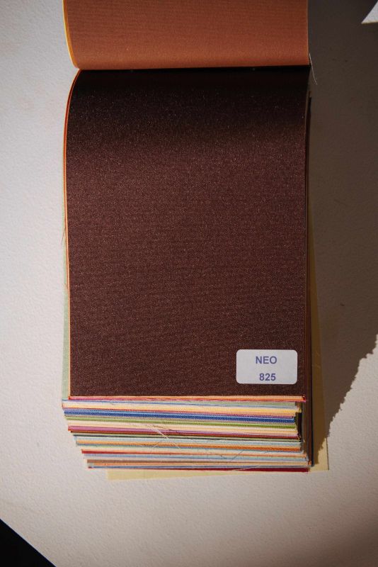 Рулонна штора Neo закритого типу Шоколадний