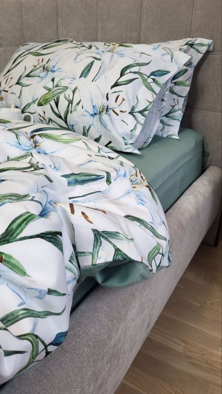 Сатин PREMIUM, LILI підк Цільн., 70/70-двост. нав. (Полуторний)