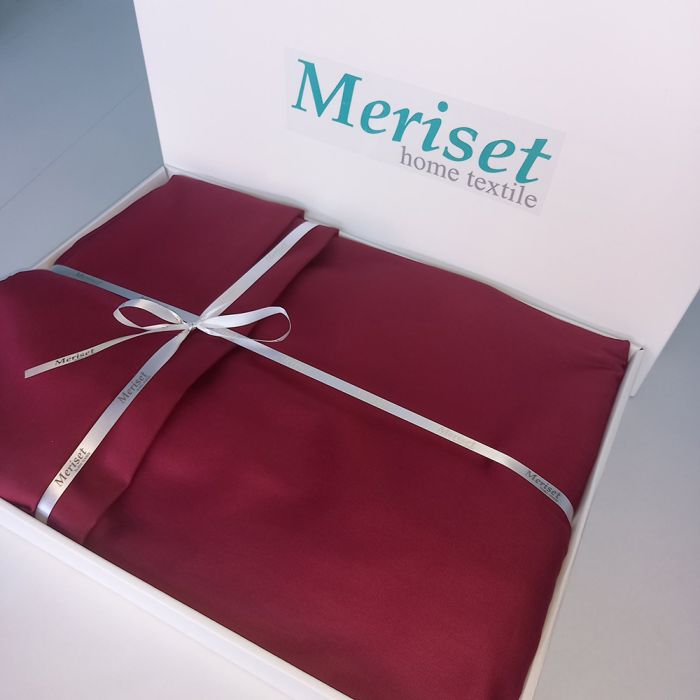 Постільна білизна WINE BORDO Premium Сатин однотон MERISET - Сімейний на резинці