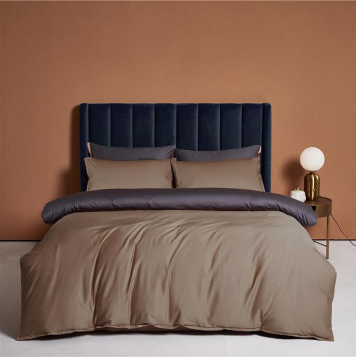 Постільна білизна ДУЕТ FRAPPE/ANTHRACITE Premium Сатин однотон MERISET - Сімейний на резинці