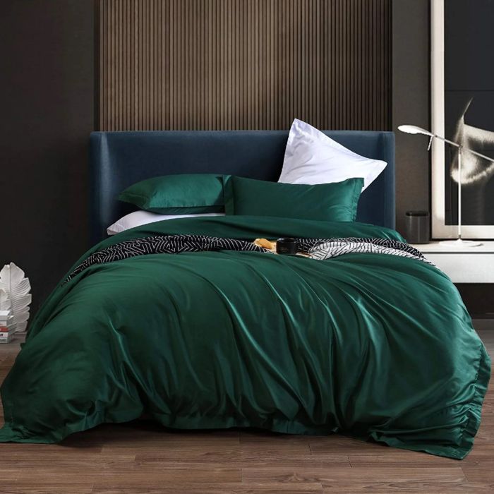 Постільна білизна ROYAL GREEN Premium Сатин однотон MERISET - Сімейний на резинці