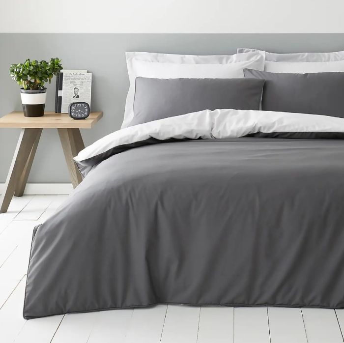 Постільна білизна ДУЕТ Антрацит/Білосніжний Ранфорс MERISET - Сімейний на резинці