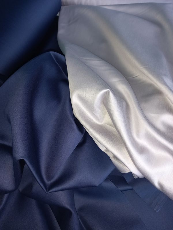 Постільна білизна ДУЕТ ROYAL NAVY/PLATINUM Premium Сатин однотон MERISET - Сімейний на резинці