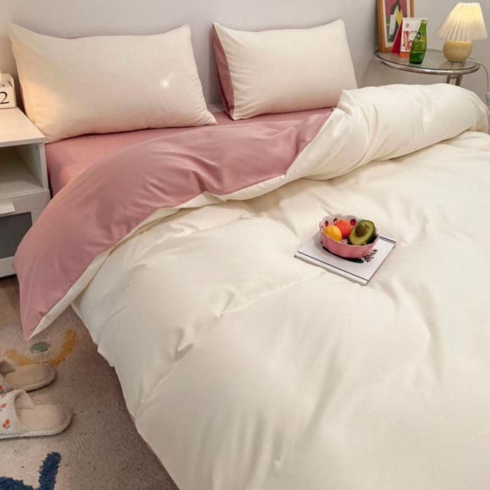 Постільна білизна ДУЕТ Пломбірне морозиво/Пудра Ранфорс MERISET - Сімейний на резинці