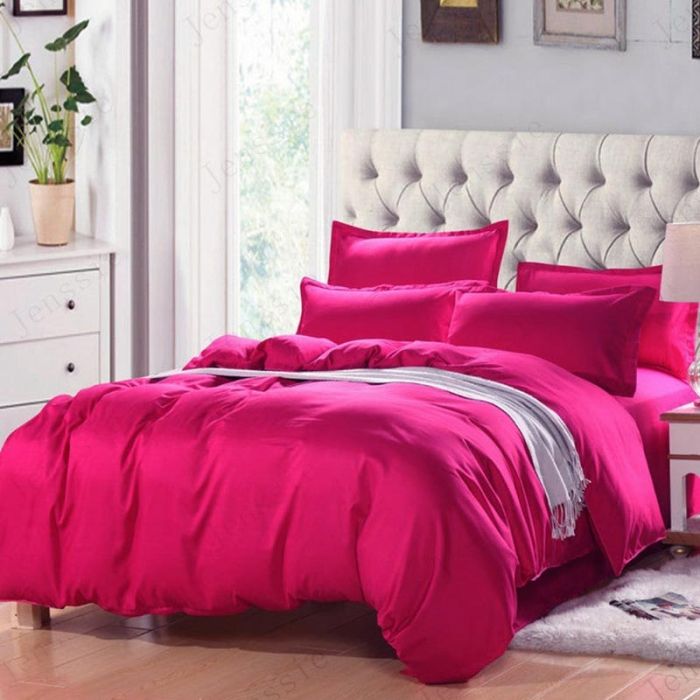 Постільна білизна BERRY Сатин однотон MERISET - Сімейний на резинці