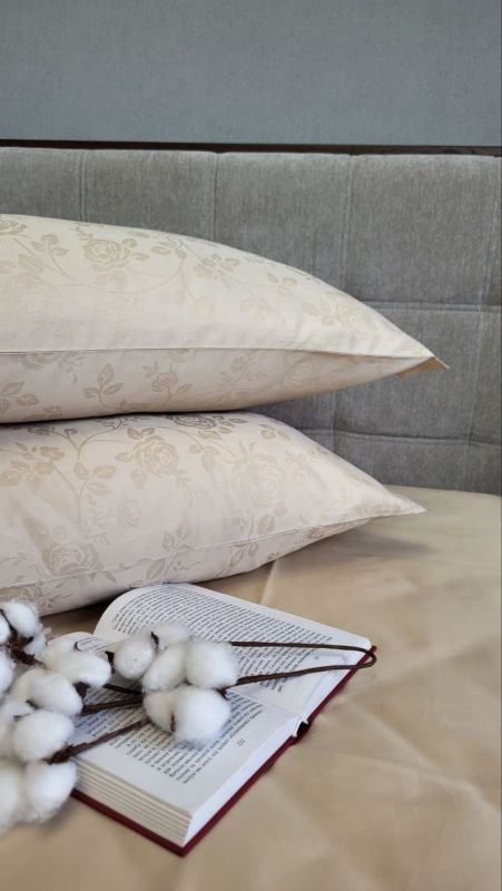 Сатин JACQUARD, ROSE BEIGE нав. 50*70см (Євро)