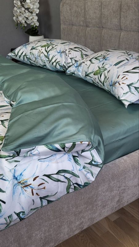 Сатин PREMIUM, LILI підк Цільн., 70/70-двост. нав. (Полуторний)