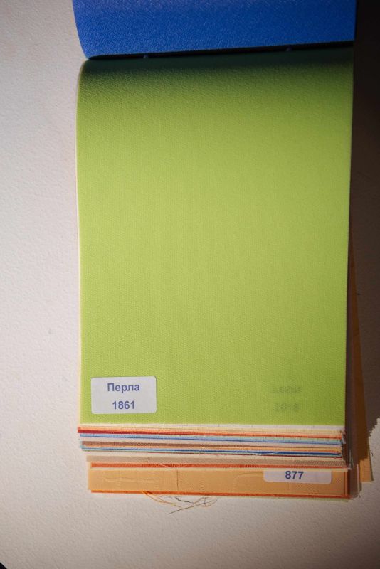 Рулонна штора PERL відкритого типу Салатовий