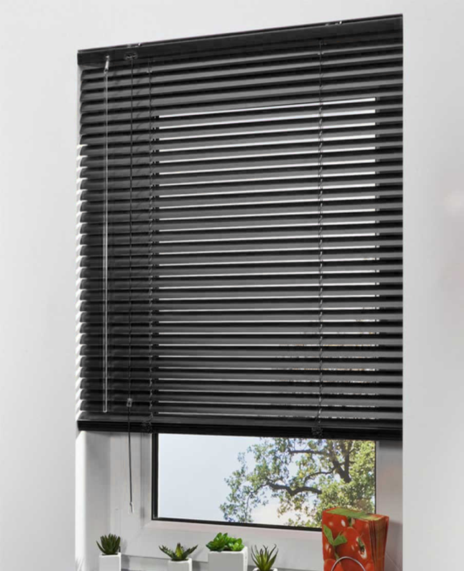 Жалюзі горизонтальні алюмінієві Чорний