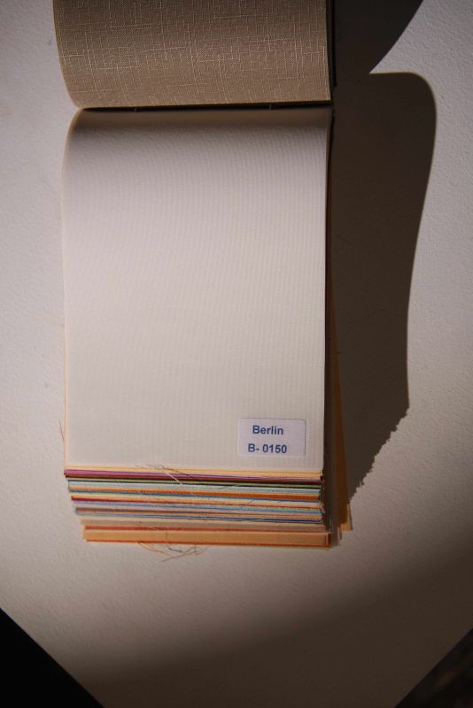 Рулонна штора Berlin закритого типу Білий (RT-01-788)