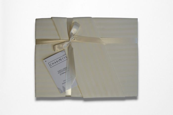 Двоспальний Євро комплект Charlotte Cream Сатин-Stripe / простирадло на резинці 180x200см