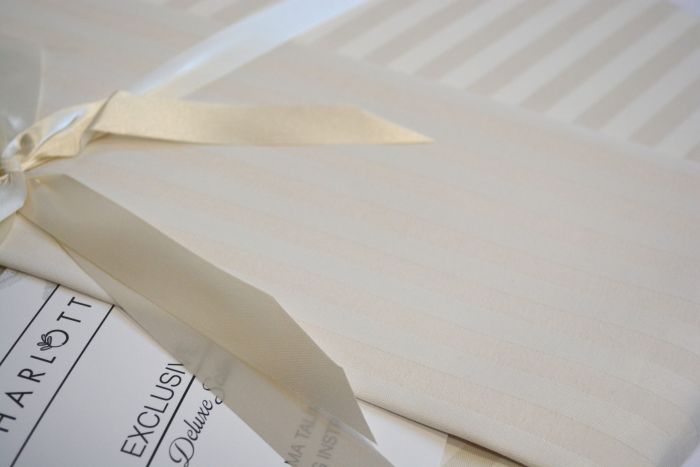 Двоспальний Євро комплект Charlotte Stone Сатин-Stripe / простирадло на резинці 180x200см