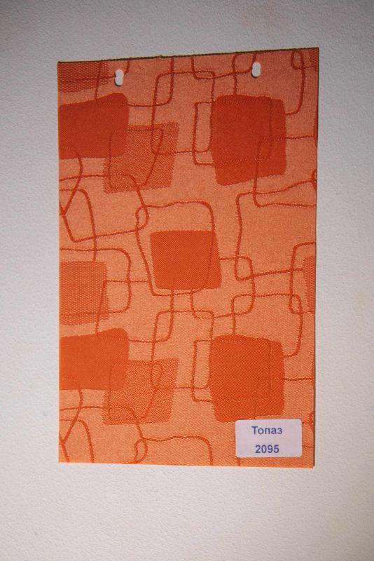 Рулонна штора Топаз закритого типу Червоний