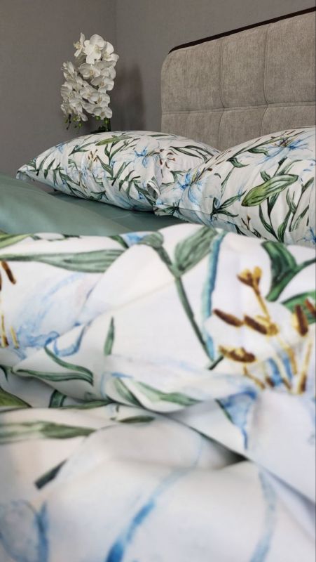 Сатин PREMIUM, LILI підк Цільн., 70/70-двост. нав. (Полуторний)