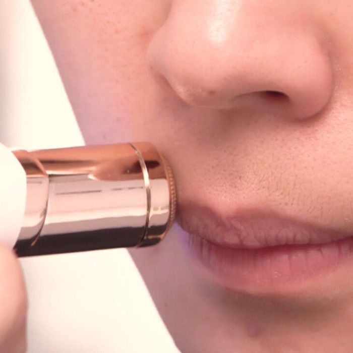 Эпилятор или электроэпилятор для лица Flawless facial hair remover CG22 PR2