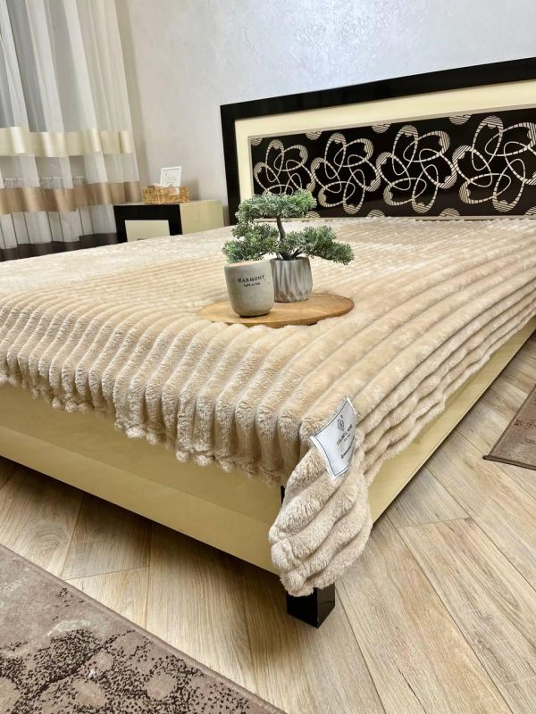 Плед Королівська смужка Шарпей Colorful Home DR-2