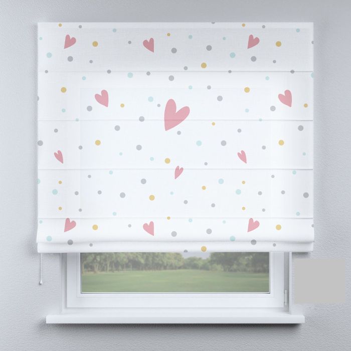 Римська штора з ланцюжковим карнизом серце на білому тлі