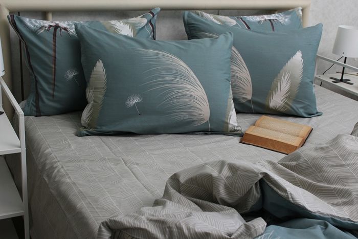 Комплект постільної білизни сімейний наволочки 50*70см Сатин S537