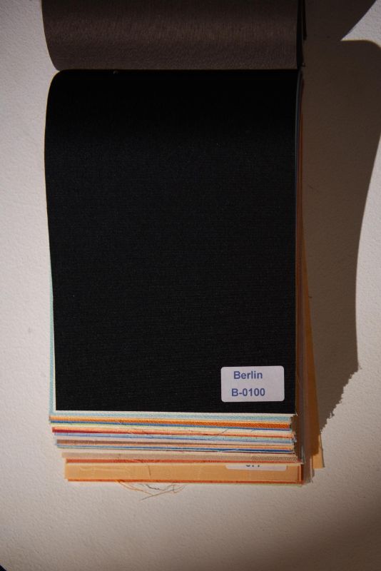 Римські штори DECOLIV з ланцюжковим карнизом Berlin чорний