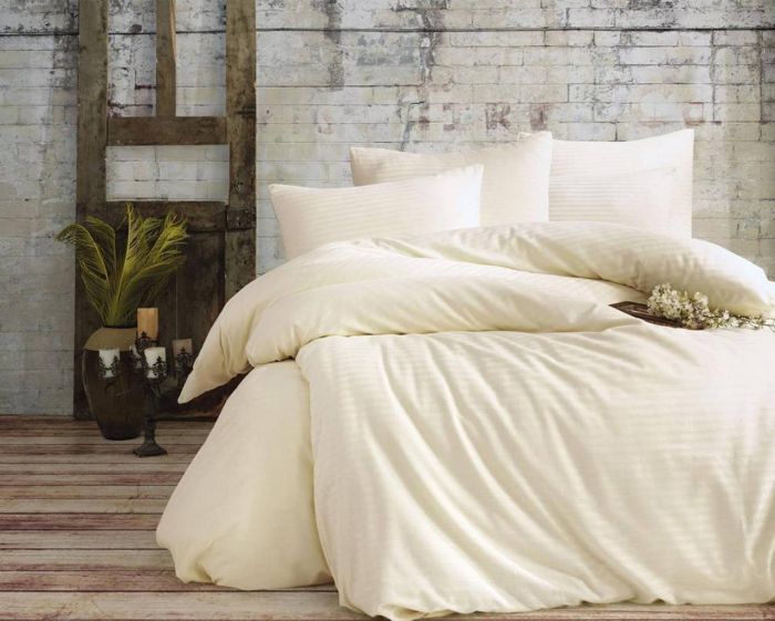 Двоспальний Євро комплект Charlotte Cream Сатин-Stripe / простирадло на резинці 180x200см