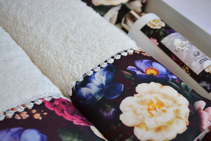 Подарунковий набір рушників з парфумом La Maison Vinta