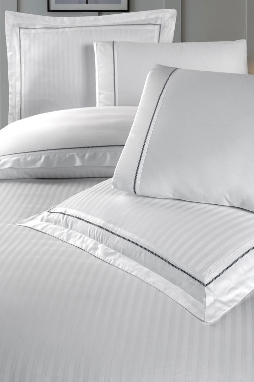 Двоспальний Євро комплект La Romano Mona Orcella White Сатин Делюкс