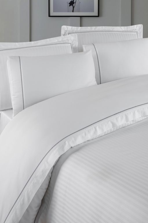 Двоспальний Євро комплект La Romano Mona Orcella White Сатин Делюкс