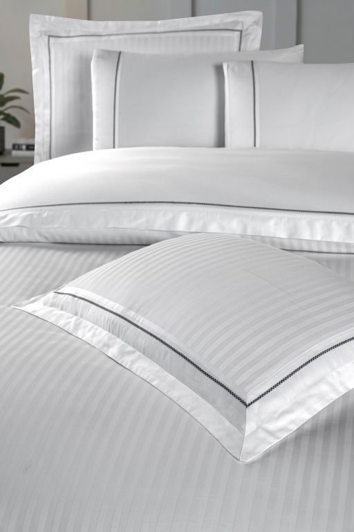 Двоспальний Євро комплект La Romano Mona Orcella White Сатин Делюкс