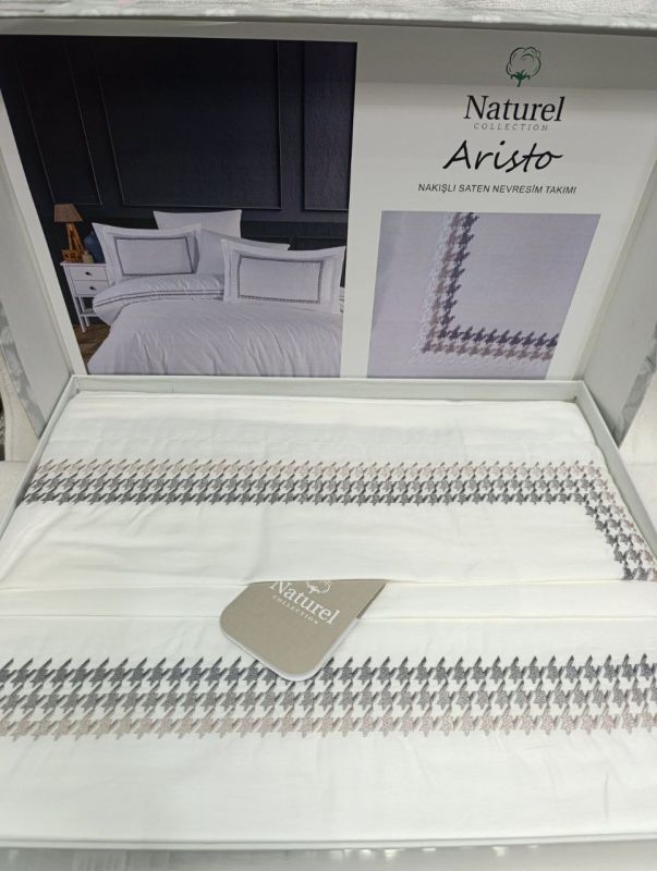 Двоспальний Євро комплект Naturel Aristo White Сатин з вишивкою