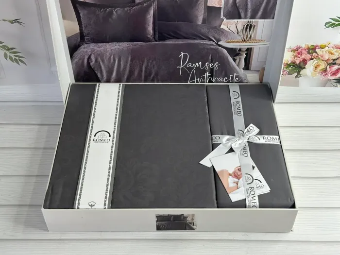 Двоспальний Євро комплект Romeo Home Ramses Grey Жаккард