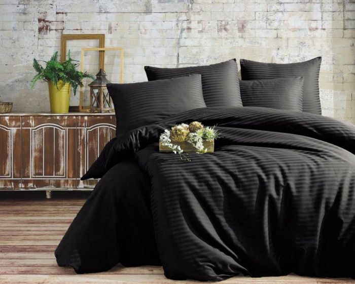 Двоспальний Євро комплект Charlotte Black Сатин-Stripe / простирадло на резинці 180x200см